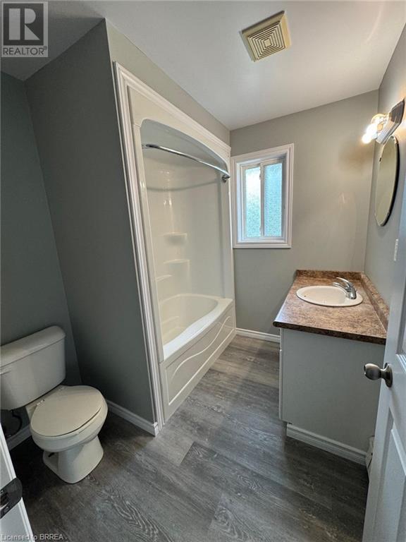 Photo 6 of 106 Marlborough Street Unit 3, Brantford ON