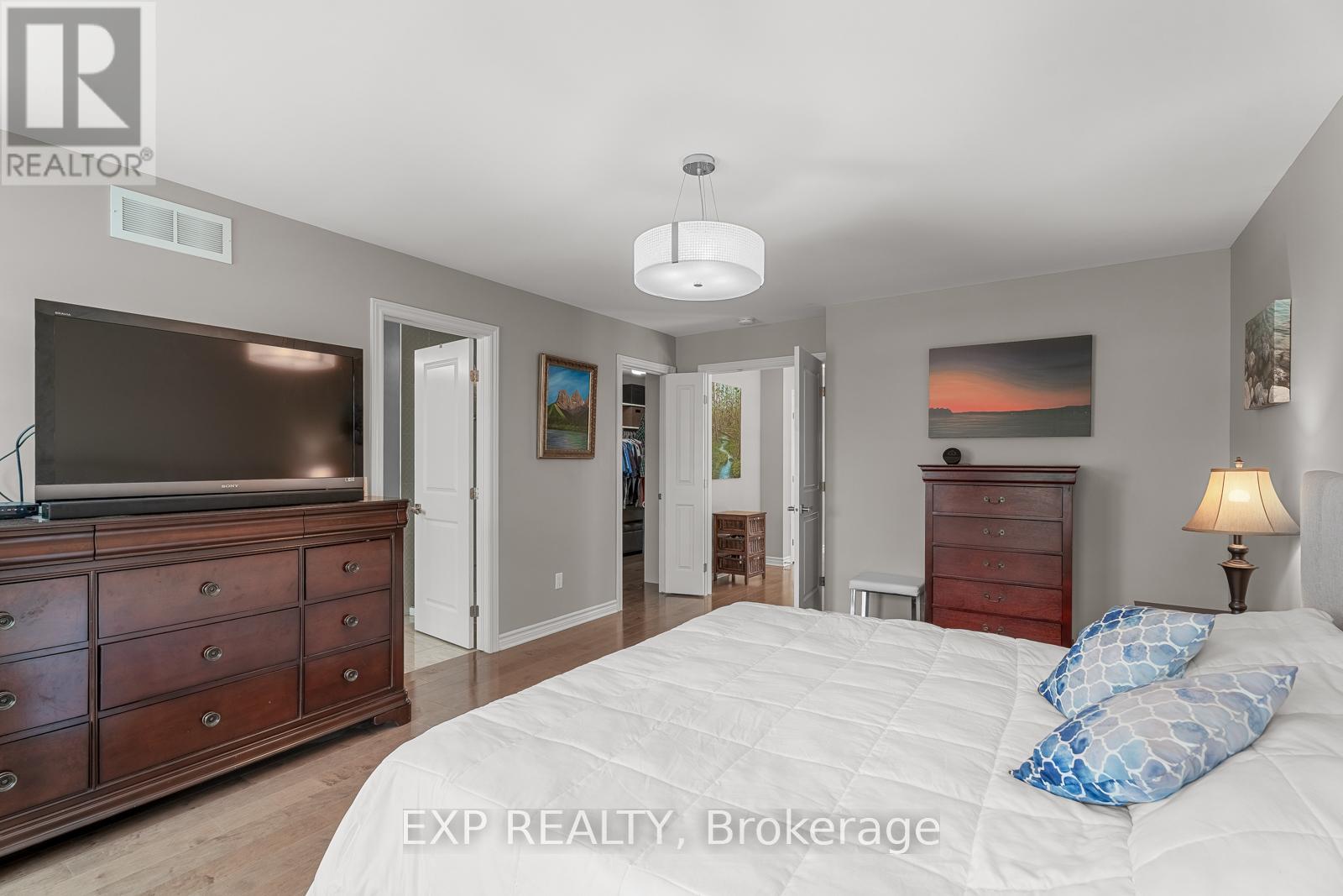 Photo 14 of 394 Warmstone Drive, Ottawa ON