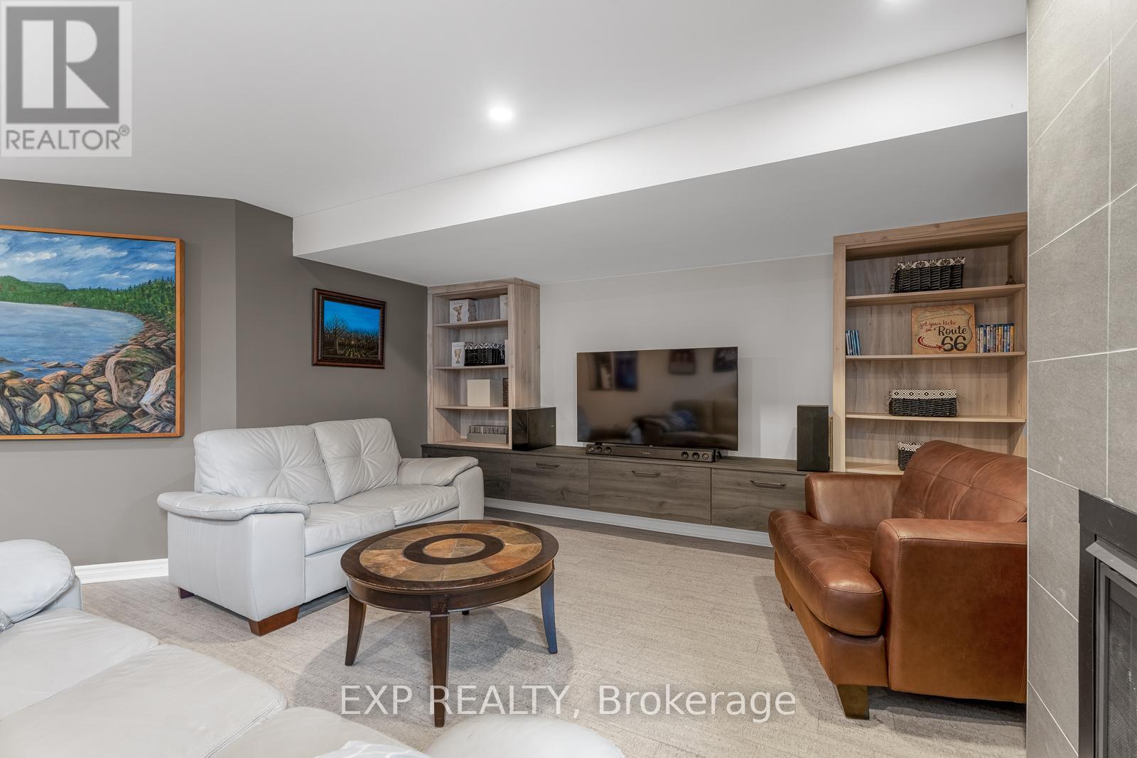 Photo 22 of 394 Warmstone Drive, Ottawa ON