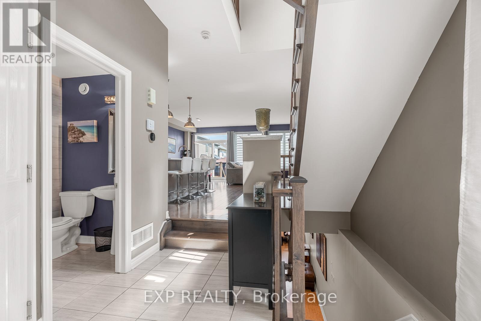 Photo 12 of 394 Warmstone Drive, Ottawa ON