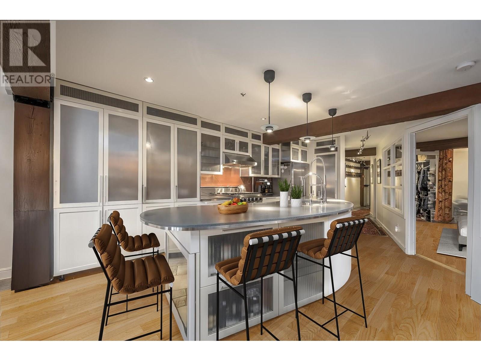 Photo 17 of 205 1066 Hamilton Street, Vancouver BC
