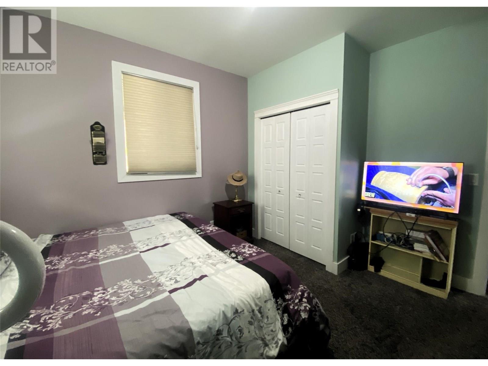 7463 Black Road SE, Salmon Arm