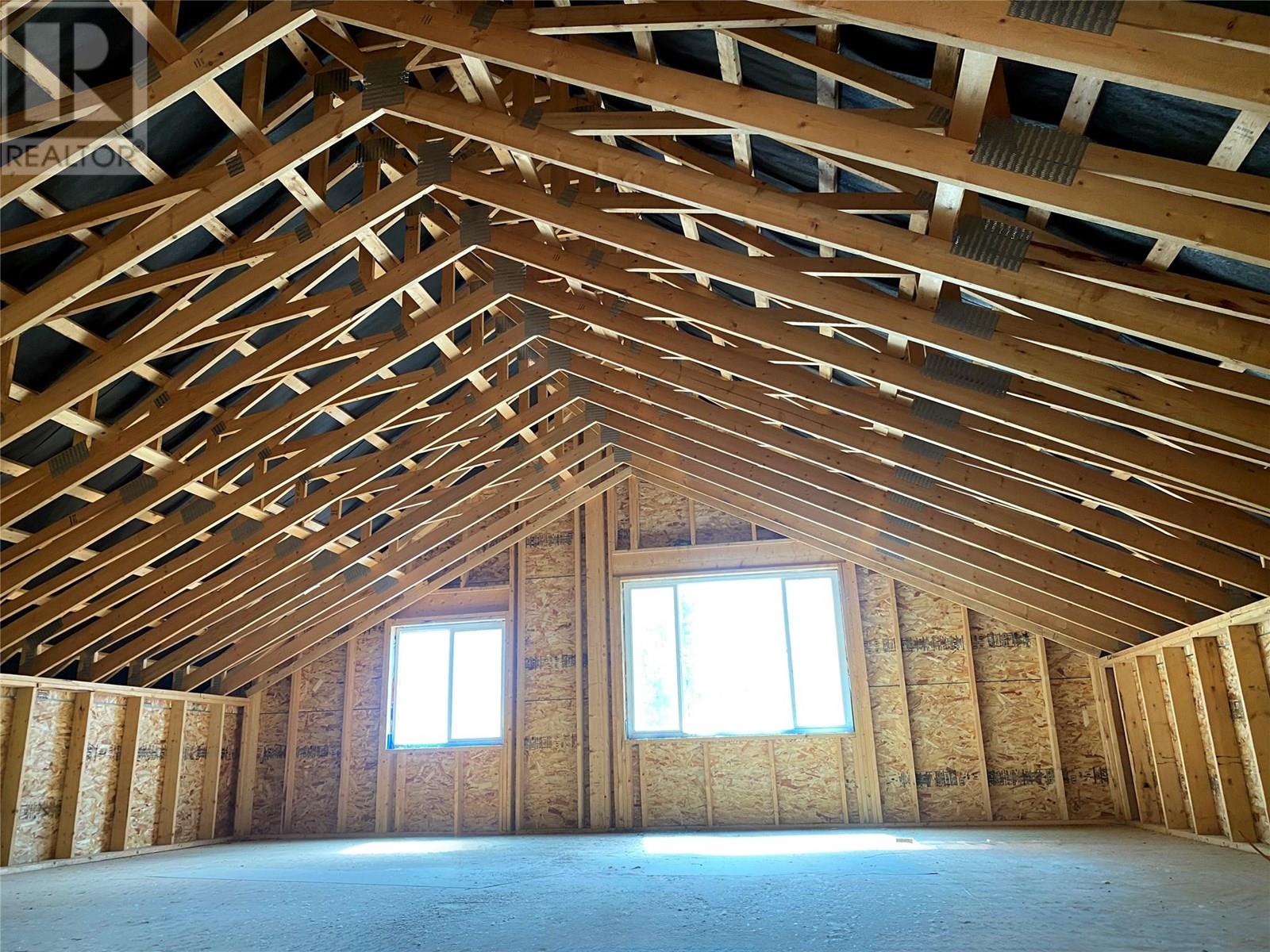 7463 Black Road SE, Salmon Arm