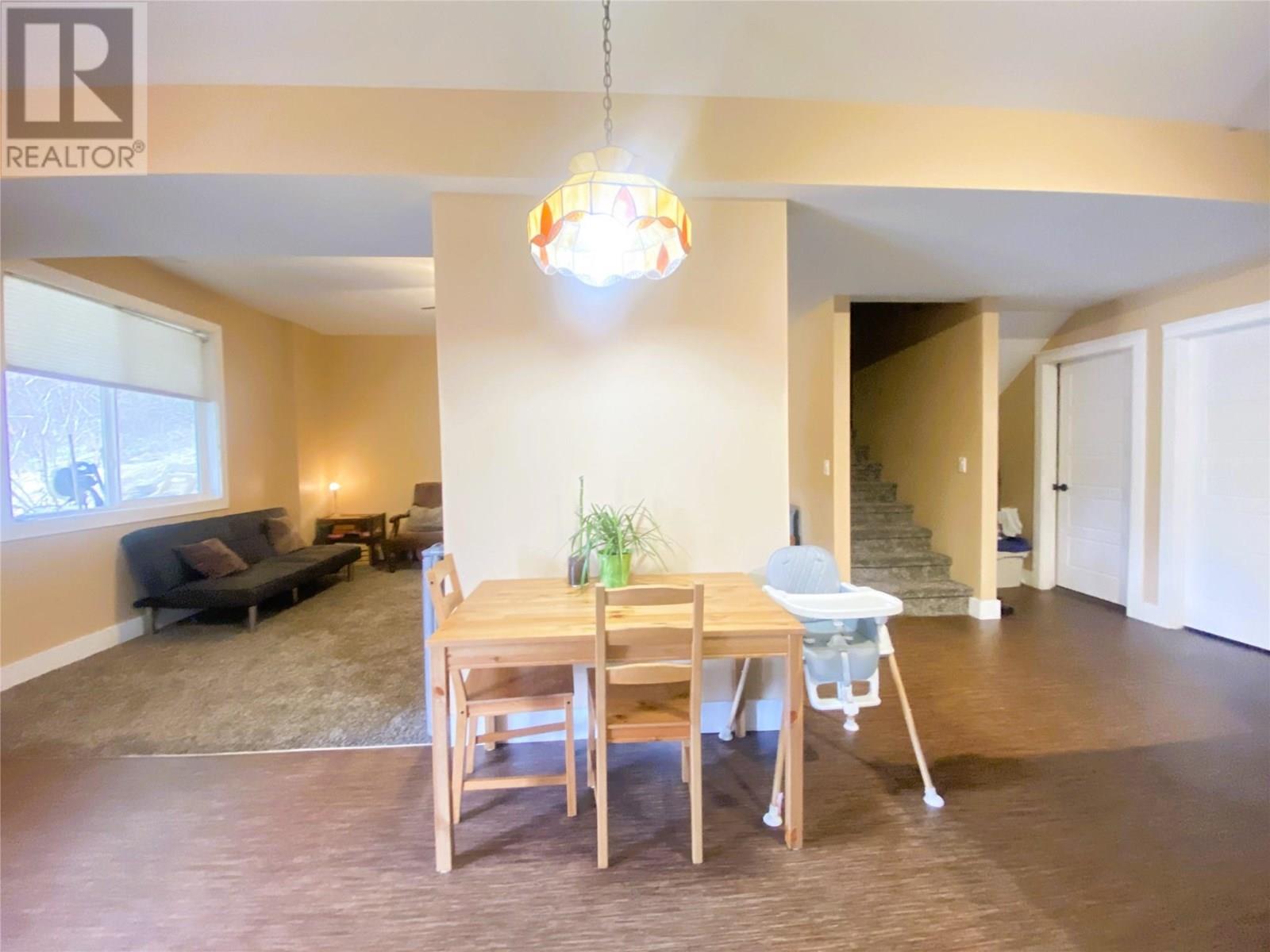 7463 Black Road SE, Salmon Arm