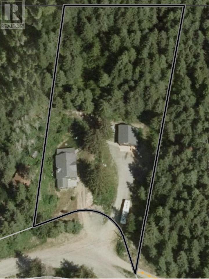 7463 Black Road SE, Salmon Arm