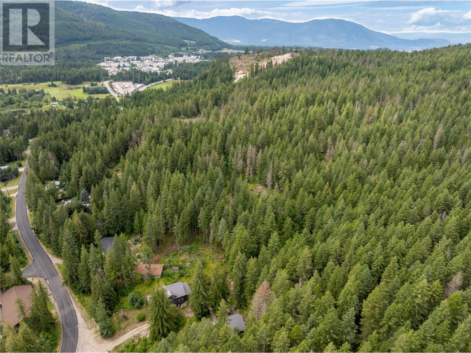 7463 Black Road SE, Salmon Arm