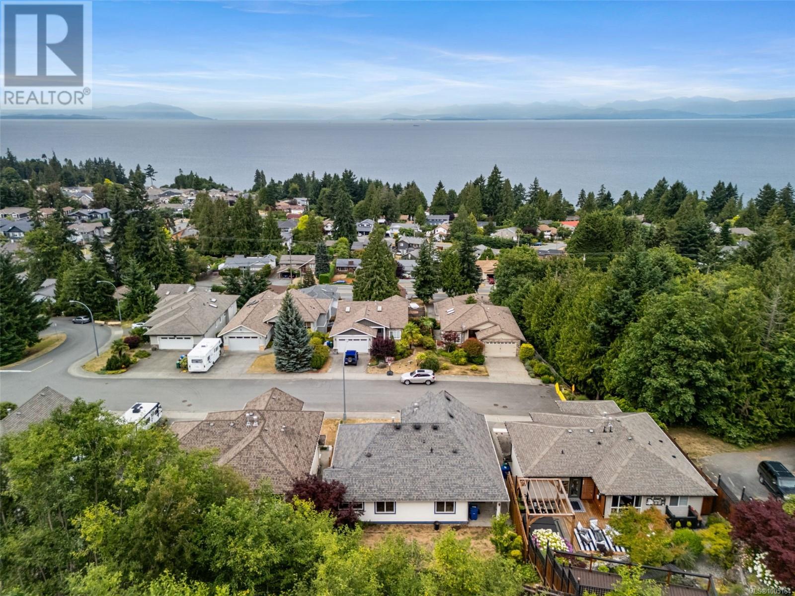 Photo 4 of 5529 Norton Rd, Nanaimo BC
