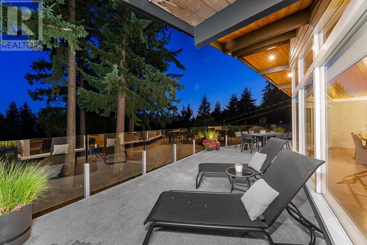 Photo 32 of 4375 Woodcrest Road, West Vancouver BC