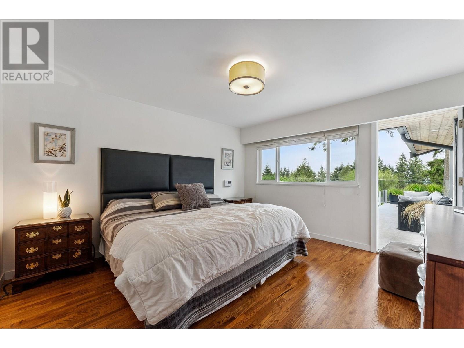 Photo 36 of 4375 Woodcrest Road, West Vancouver BC