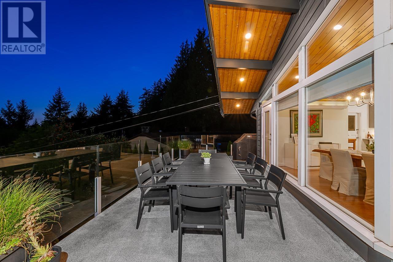 Photo 34 of 4375 Woodcrest Road, West Vancouver BC