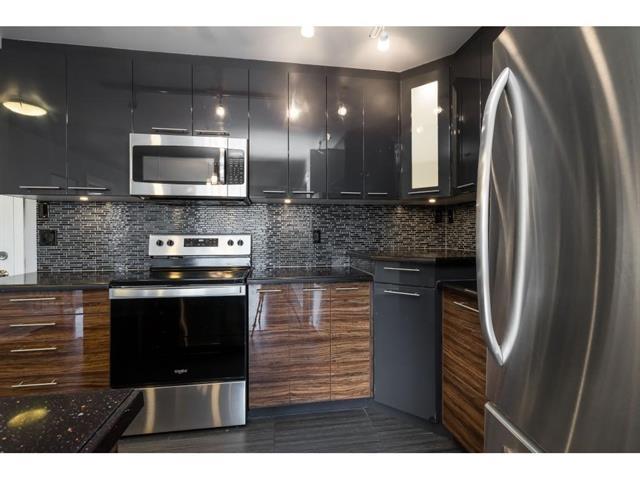Photo 17 of 304 12039 64 Avenue, Surrey BC