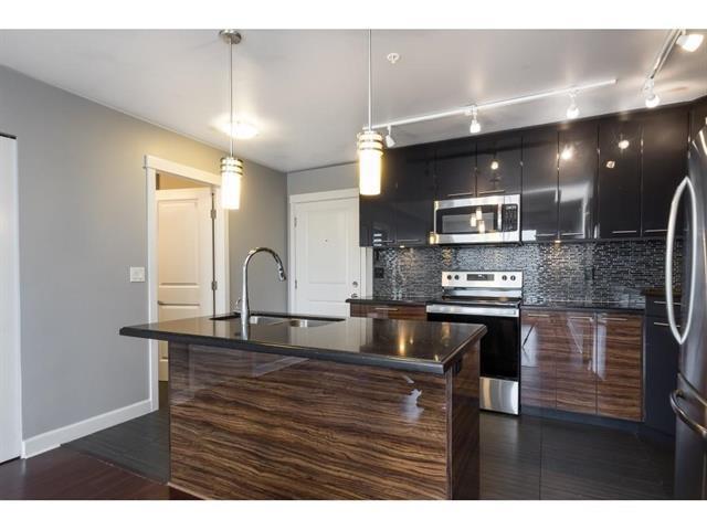 Photo 5 of 304 12039 64 Avenue, Surrey BC