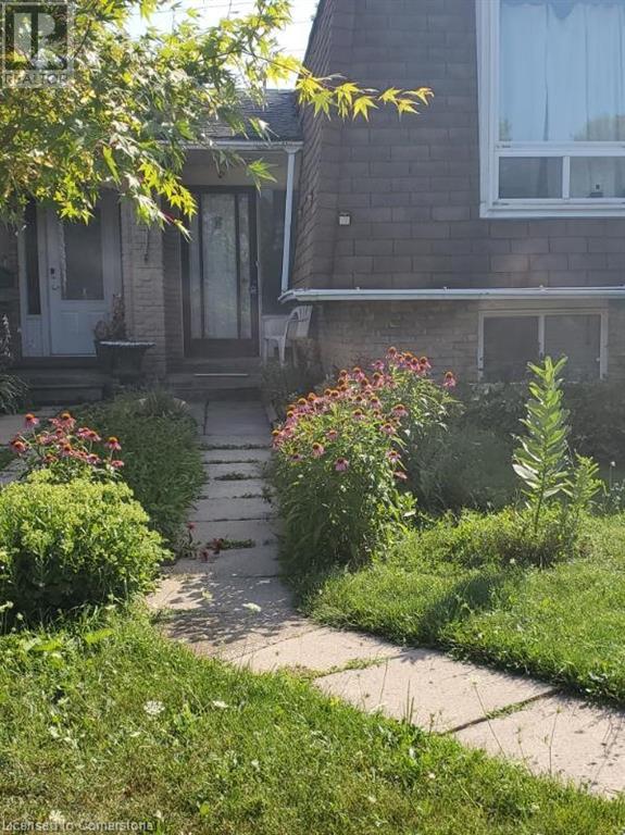 Photo 32 of 5032 Brady Avenue, Burlington ON