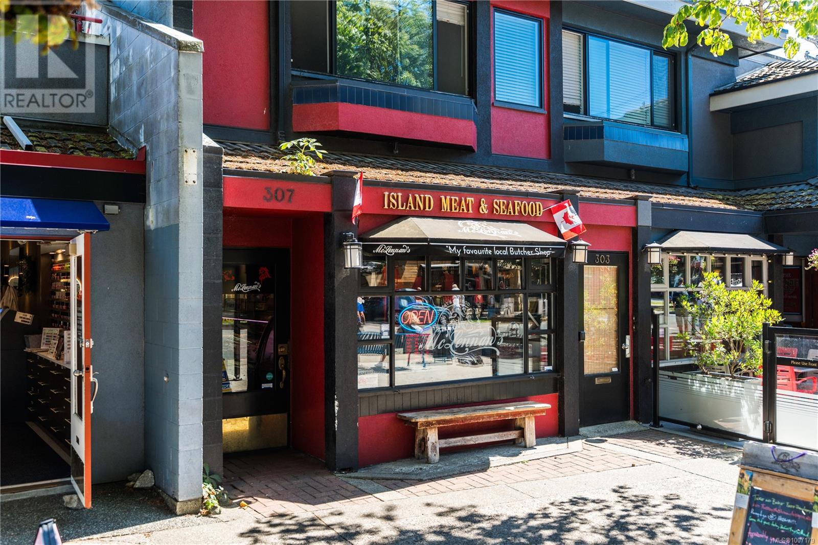 Photo 39 of 2 1060 Sutlej St, Victoria BC