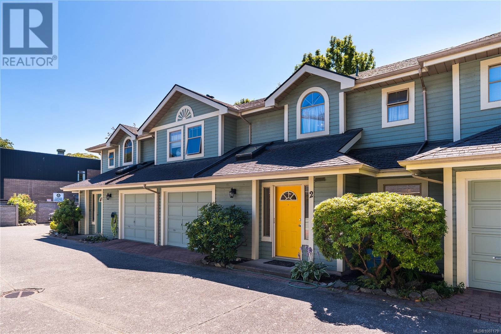Photo 43 of 2 1060 Sutlej St, Victoria BC
