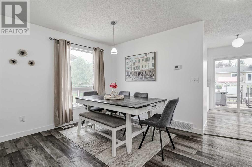 Single Family House 4 Level for Sale in  Whitefield Drive NE Whitehorn Calgary 