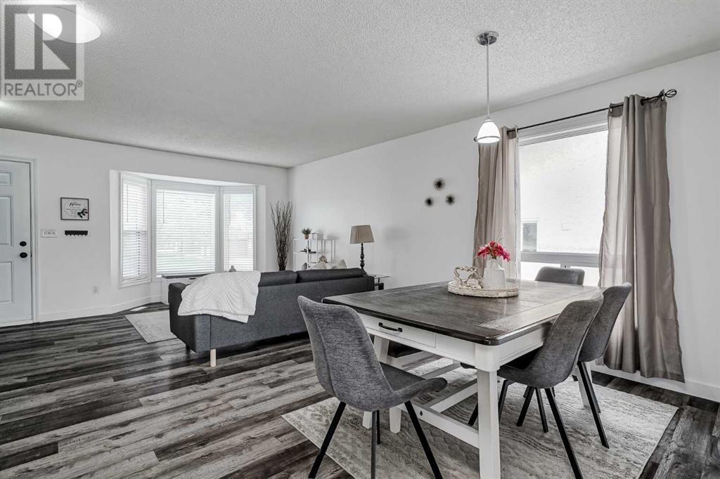 Single Family House 4 Level for Sale in  Whitefield Drive NE Whitehorn Calgary 