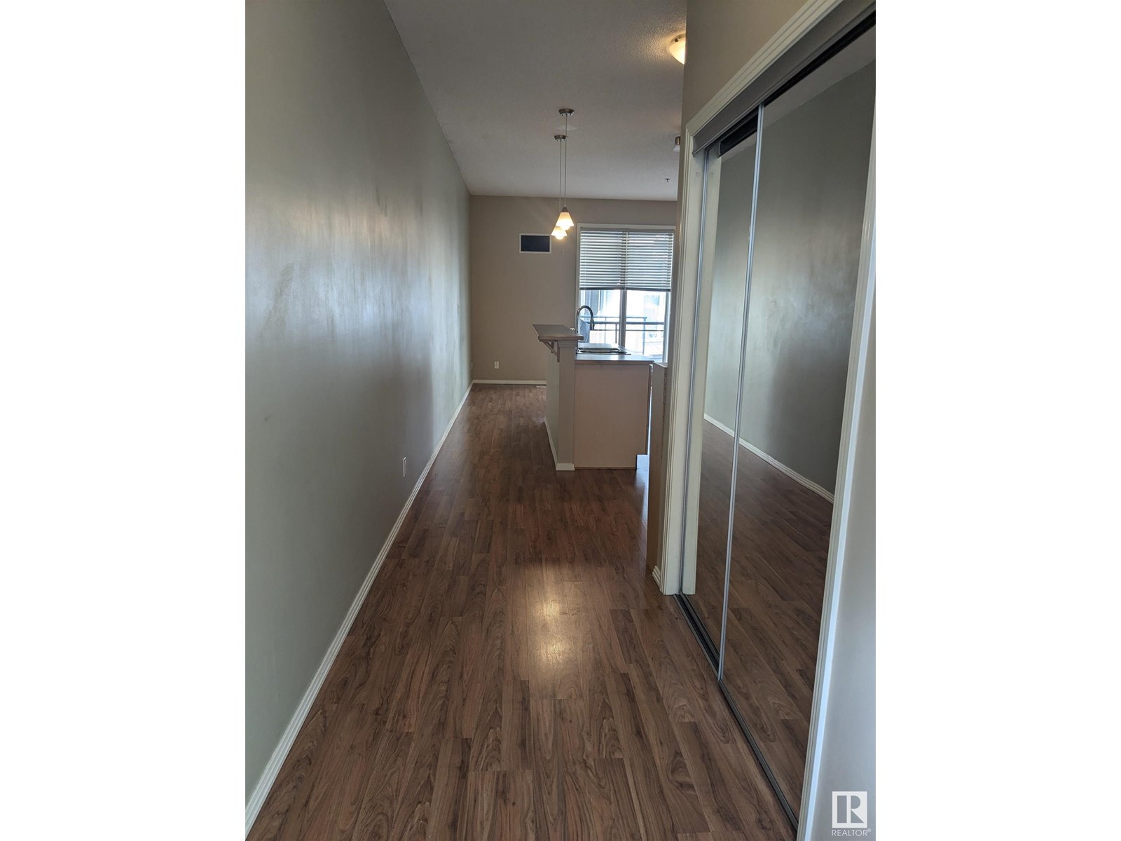 Photo 6 of 421 4831 104 A St Nw, Edmonton AB