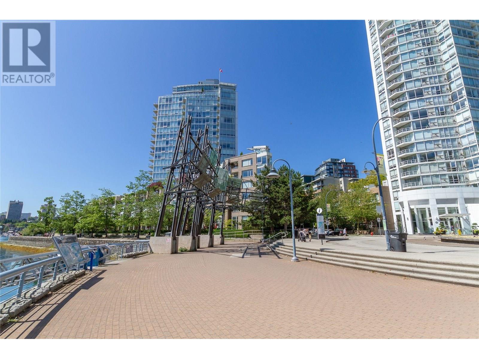 Photo 1 of 610 1228 Marinaside Crescent, Vancouver BC