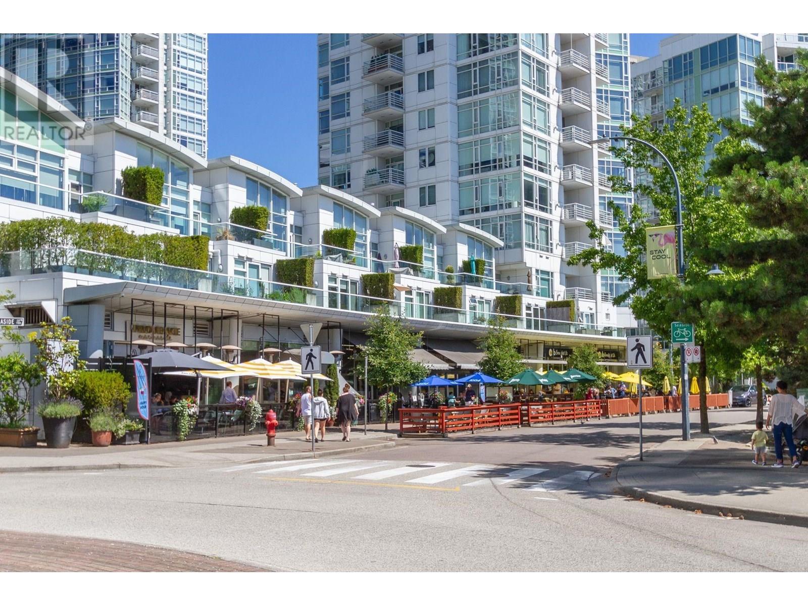 Photo 27 of 610 1228 Marinaside Crescent, Vancouver BC