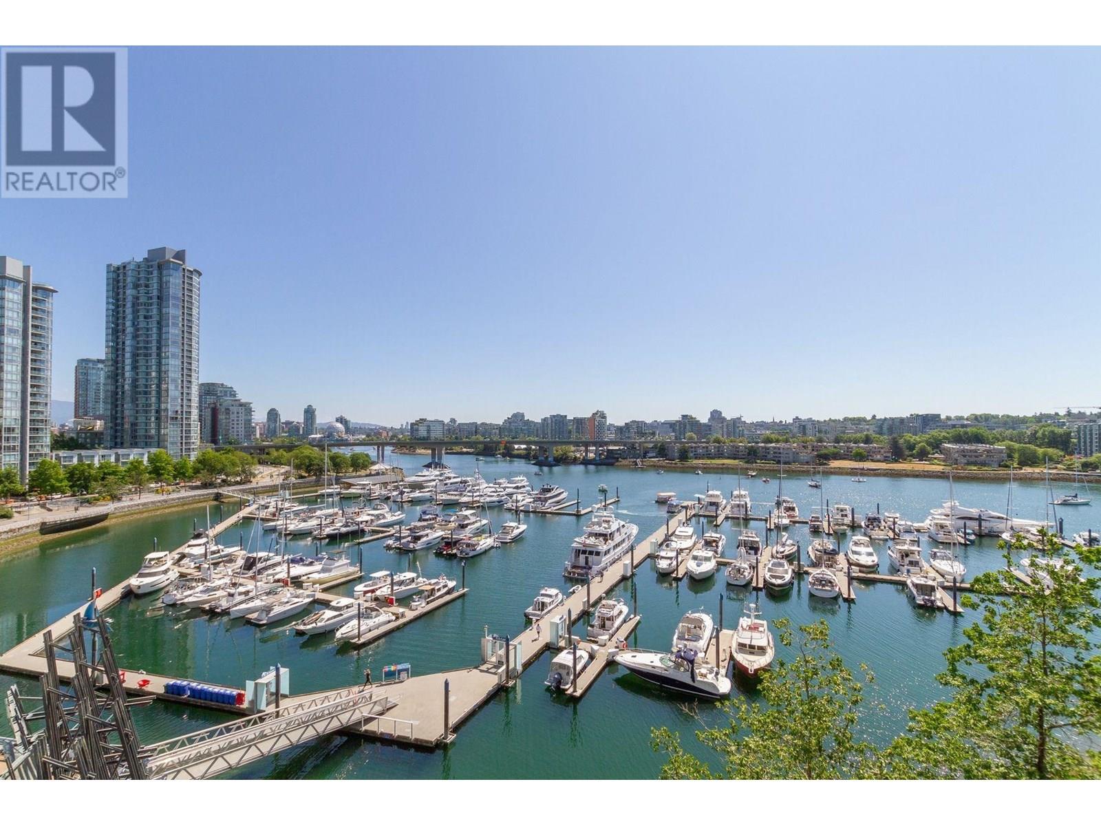 Photo 28 of 610 1228 Marinaside Crescent, Vancouver BC
