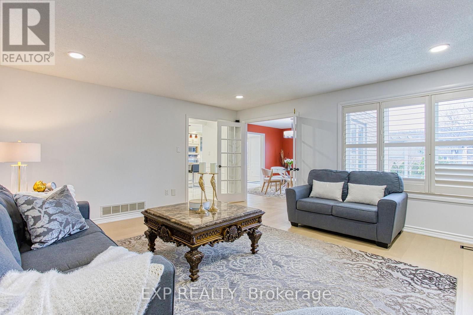 Photo 18 of 50 Tuscani Drive, Hamilton ON