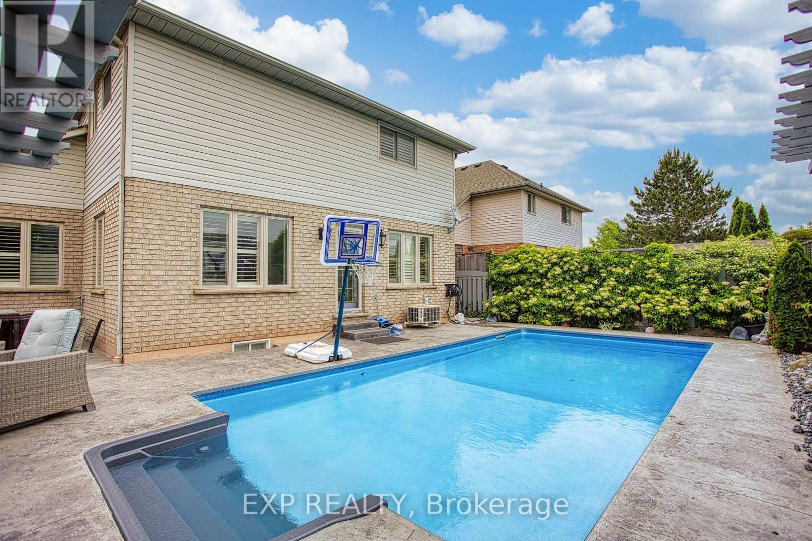Photo 39 of 50 Tuscani Drive, Hamilton ON