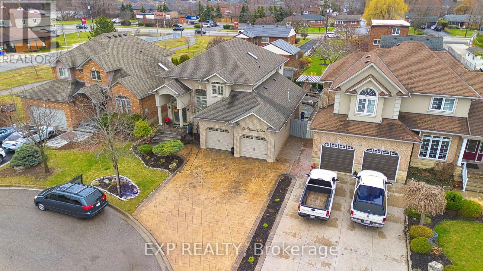 Photo 50 of 50 Tuscani Drive, Hamilton ON
