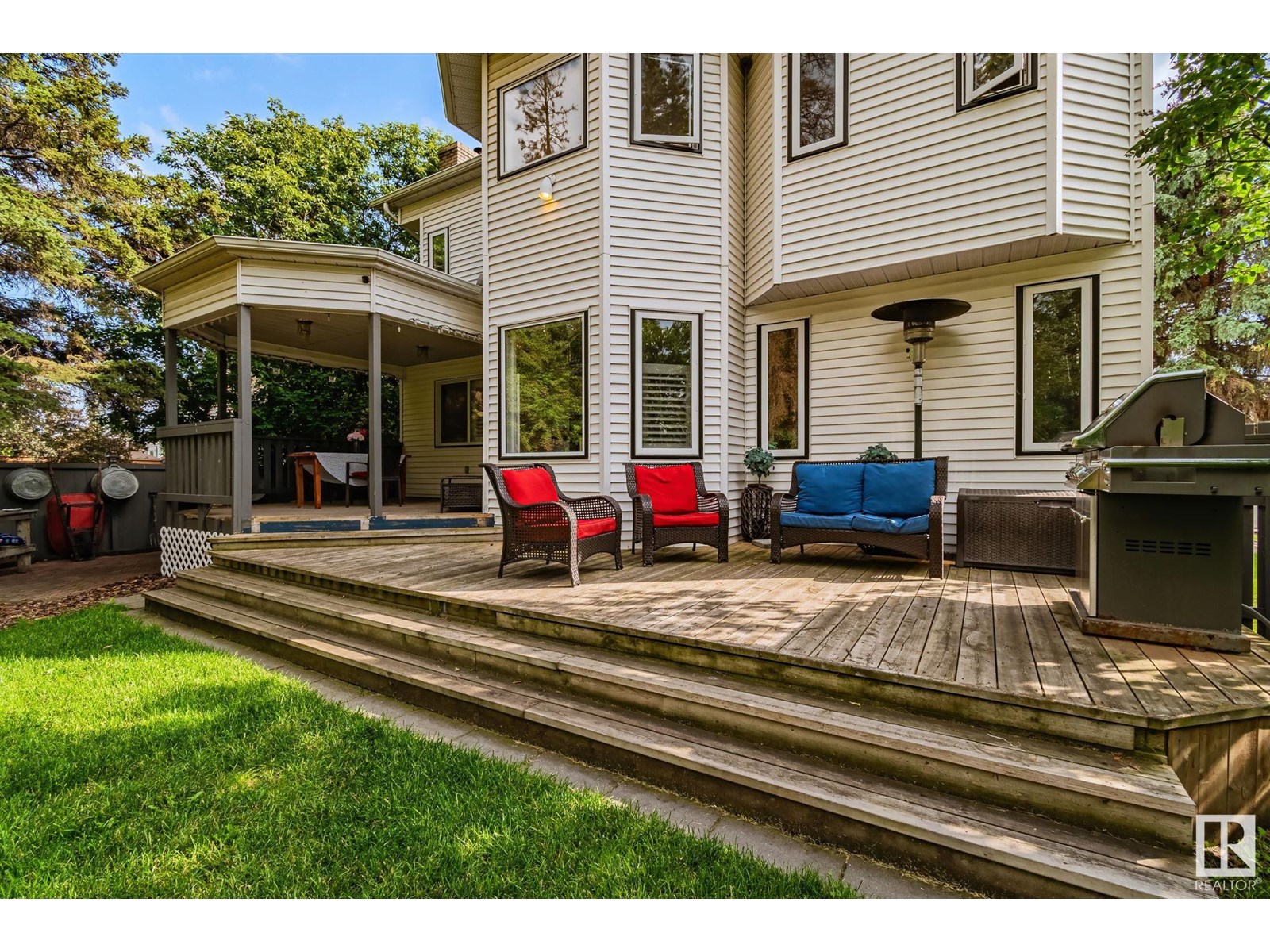 Photo 41 of 3912 26 A Av Nw, Edmonton AB