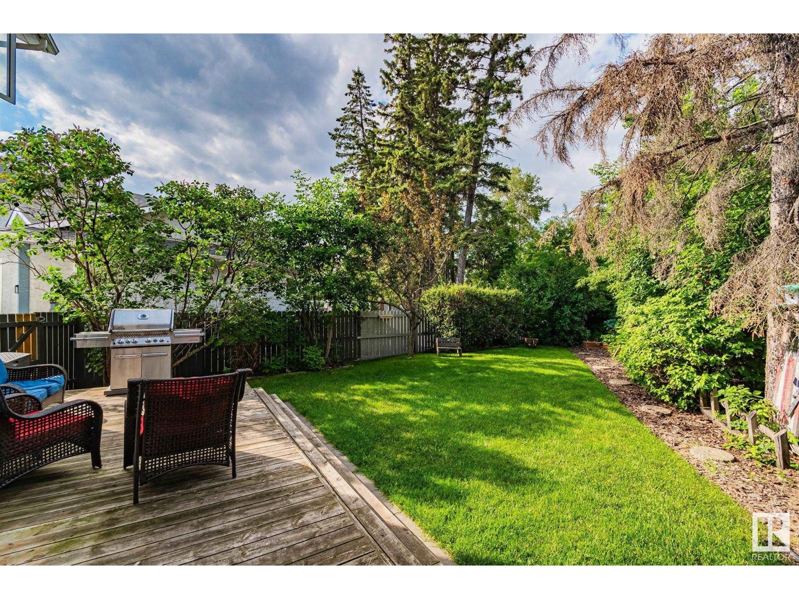 Photo 44 of 3912 26 A Av Nw, Edmonton AB