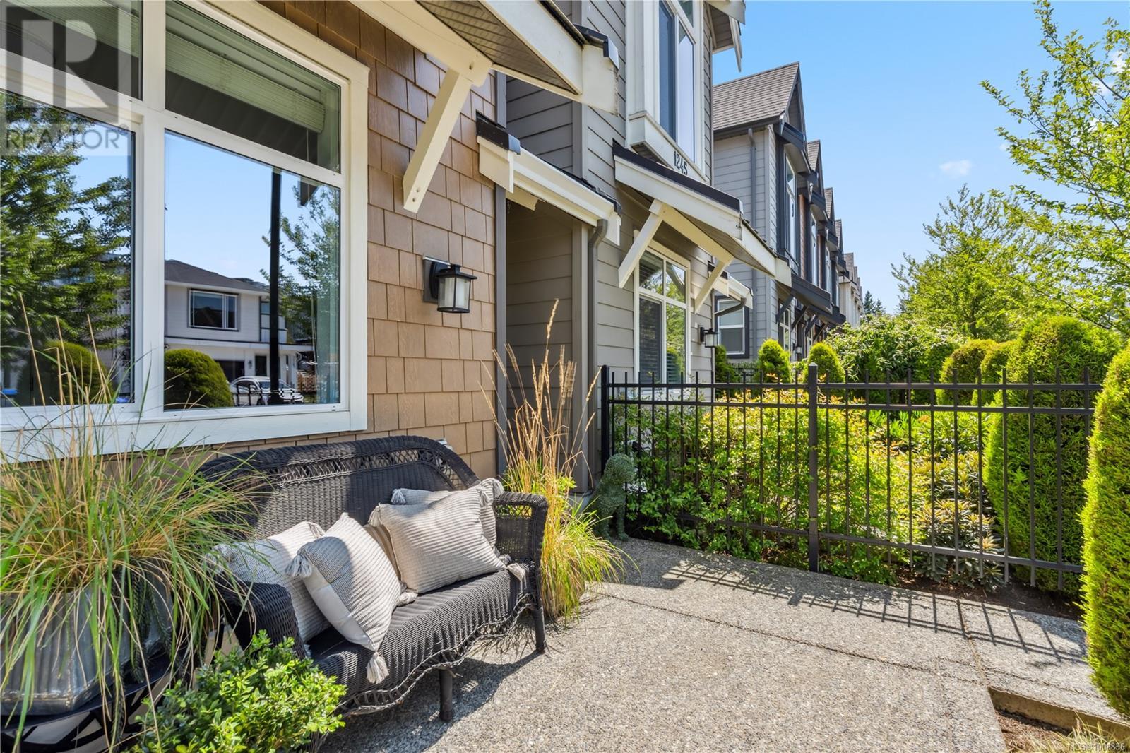  1243 Flint Avenue, Langford