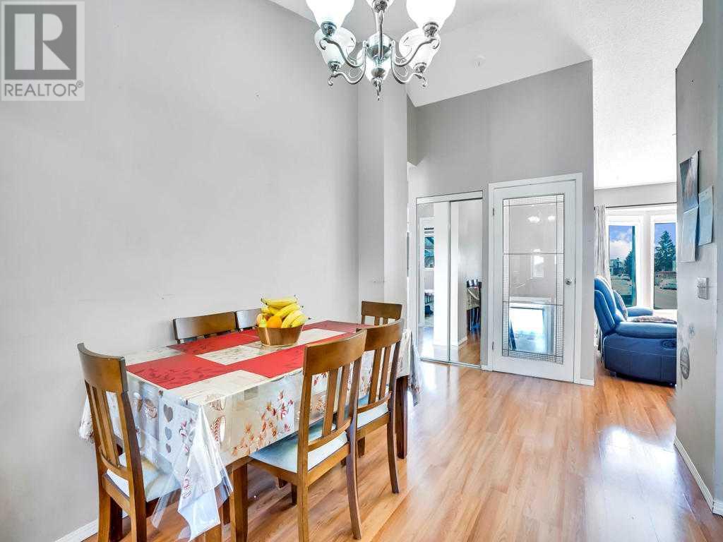 Single Family House Bi-level for Sale in  Falshire Close NE Falconridge Calgary 