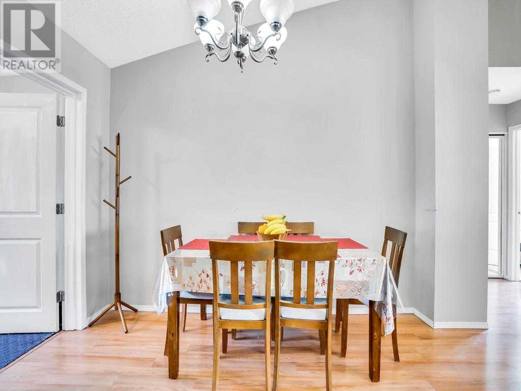 Single Family House Bi-level for Sale in  Falshire Close NE Falconridge Calgary 