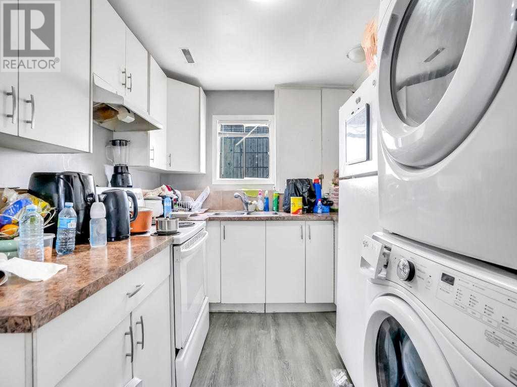 Single Family House Bi-level for Sale in  Falshire Close NE Falconridge Calgary 