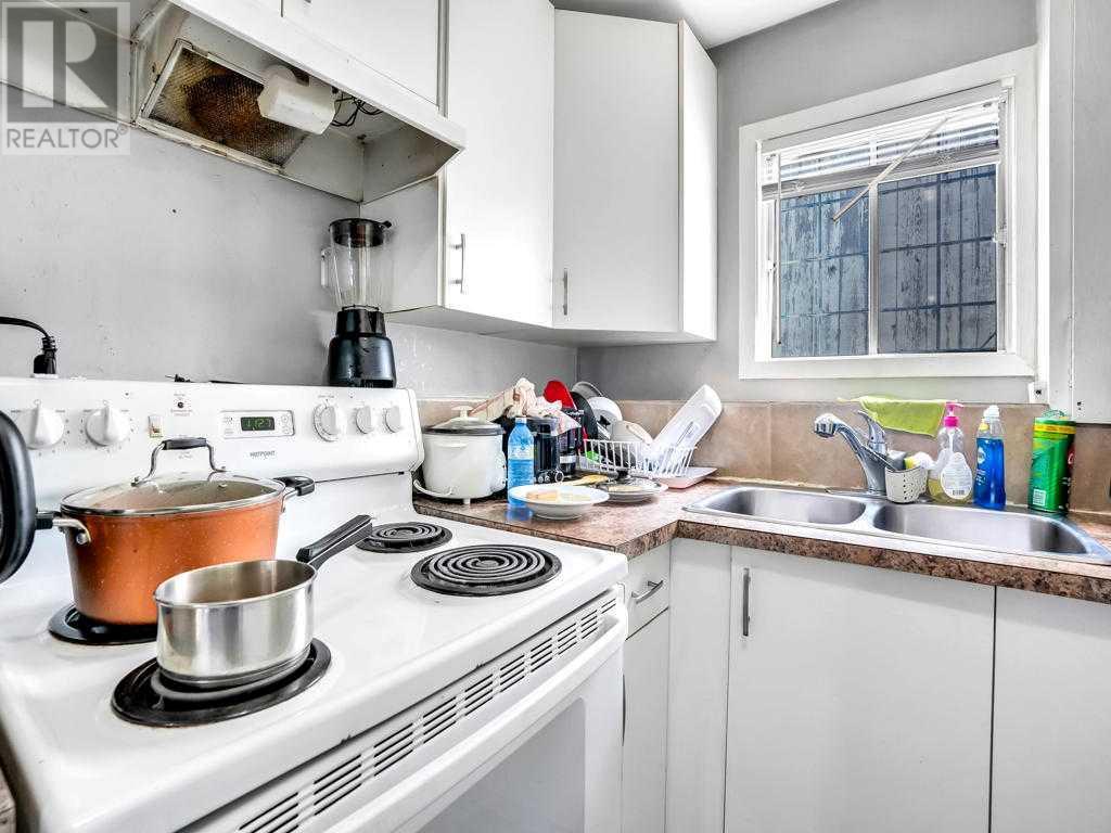 Single Family House Bi-level for Sale in  Falshire Close NE Falconridge Calgary 