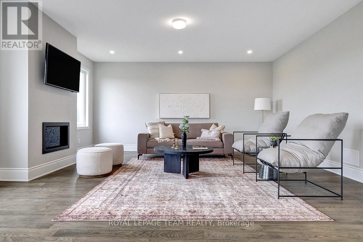 Photo 2 of 219 Parsnip Mews, Ottawa ON