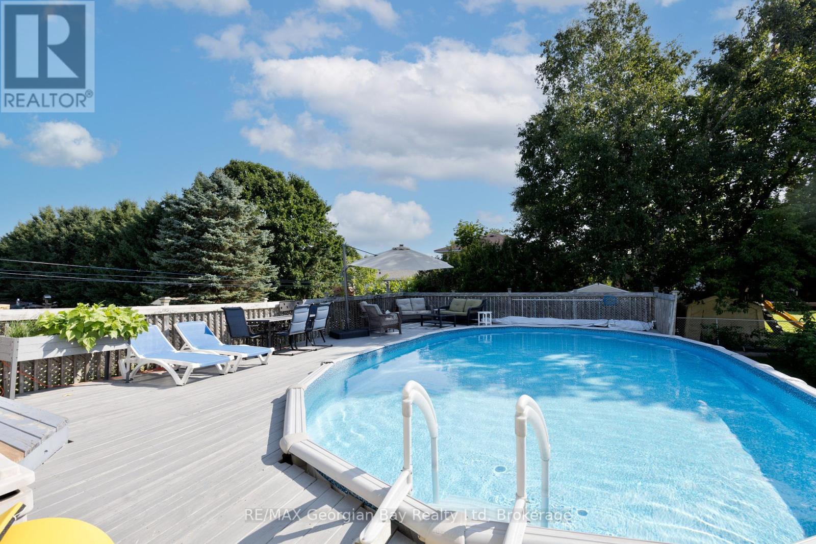 Photo 34 of 9 Copeland Street, Penetanguishene ON