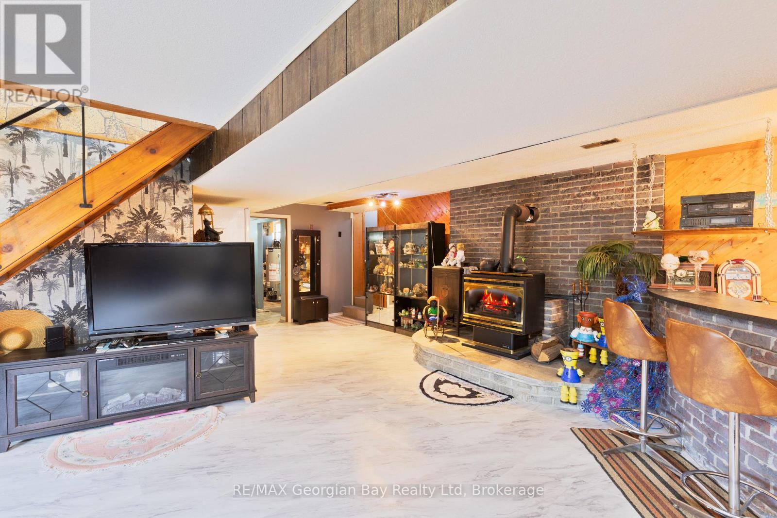 Photo 12 of 739 Simcoe Avenue, Tay ON
