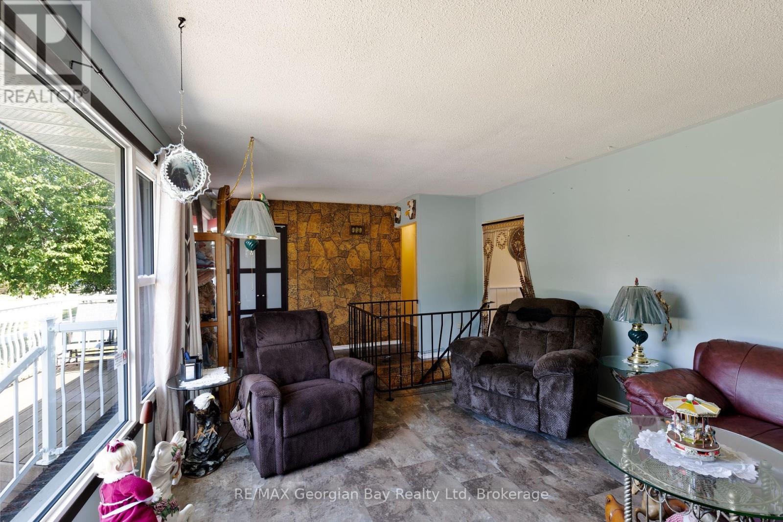 Photo 7 of 739 Simcoe Avenue, Tay ON