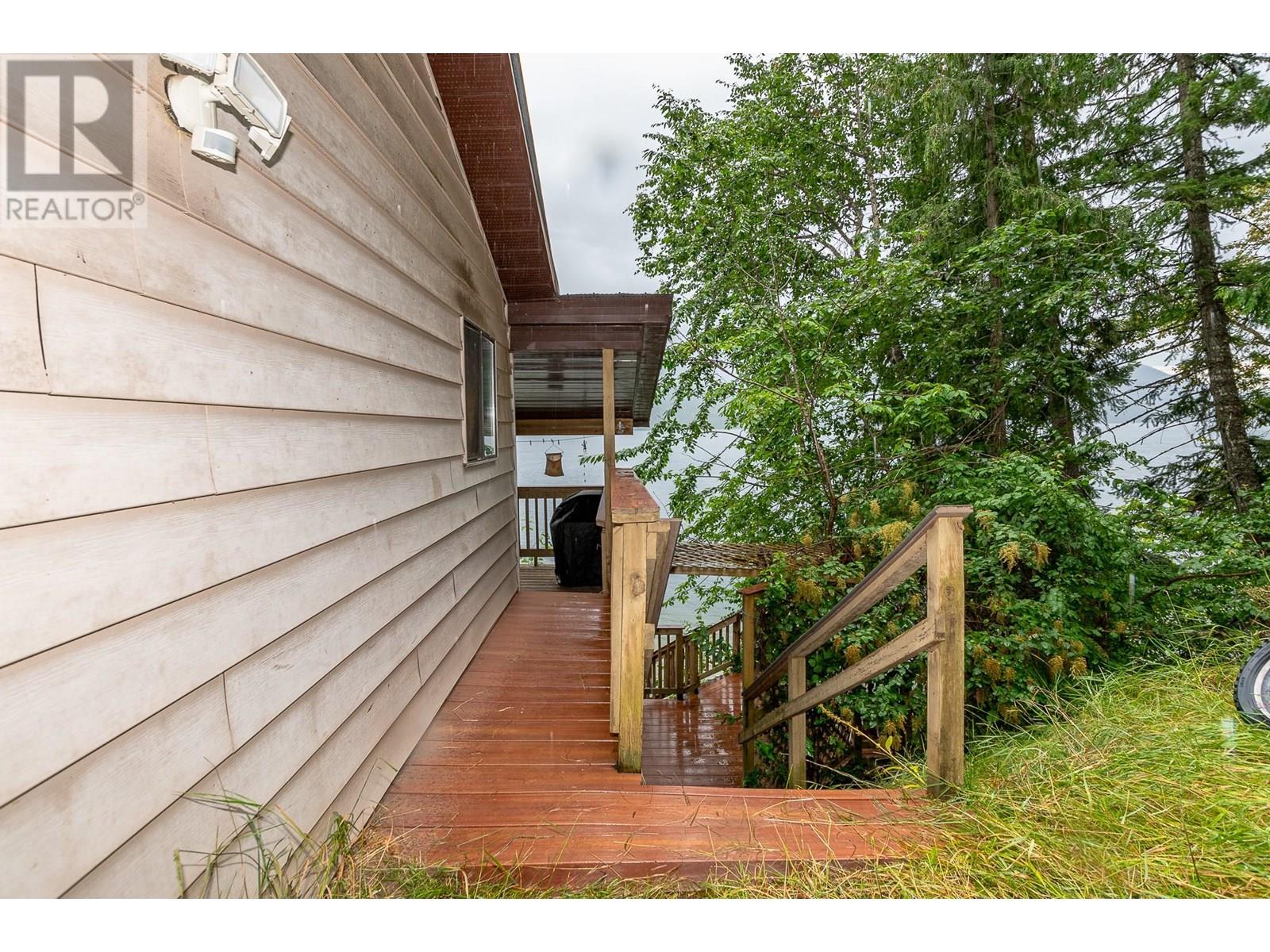 26 Simard Road, Enderby