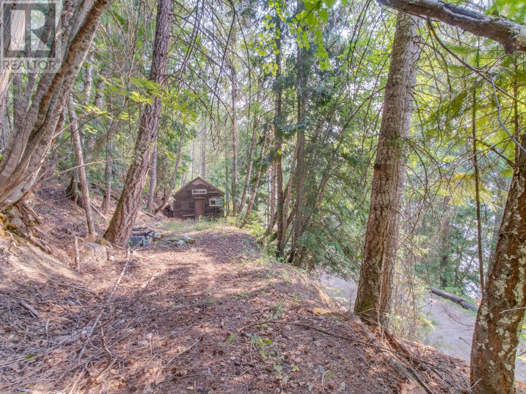 26 Simard Road, Enderby
