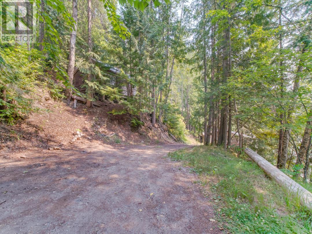 26 Simard Road, Enderby