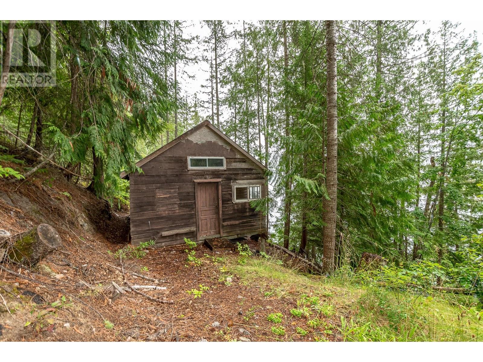 26 Simard Road, Enderby