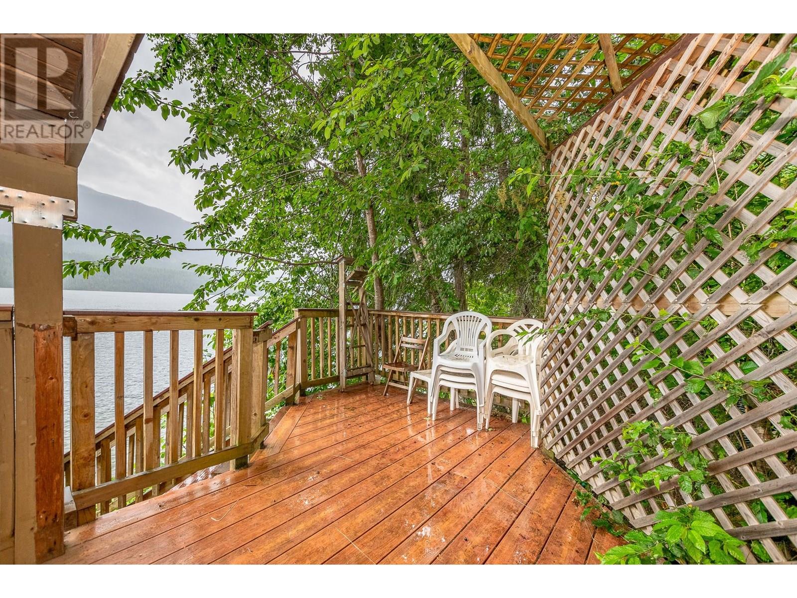 26 Simard Road, Enderby