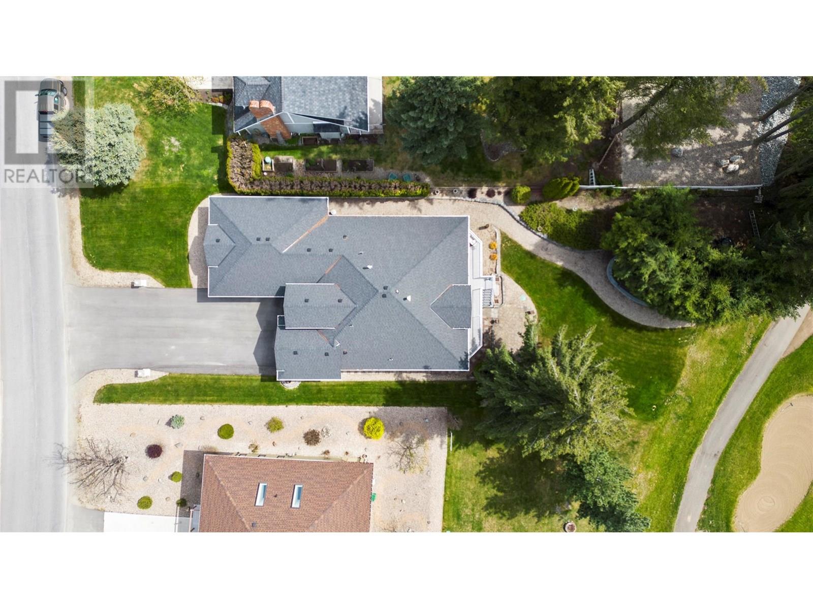 Photo 61 of 2602 Golf Course Drive, Blind Bay BC