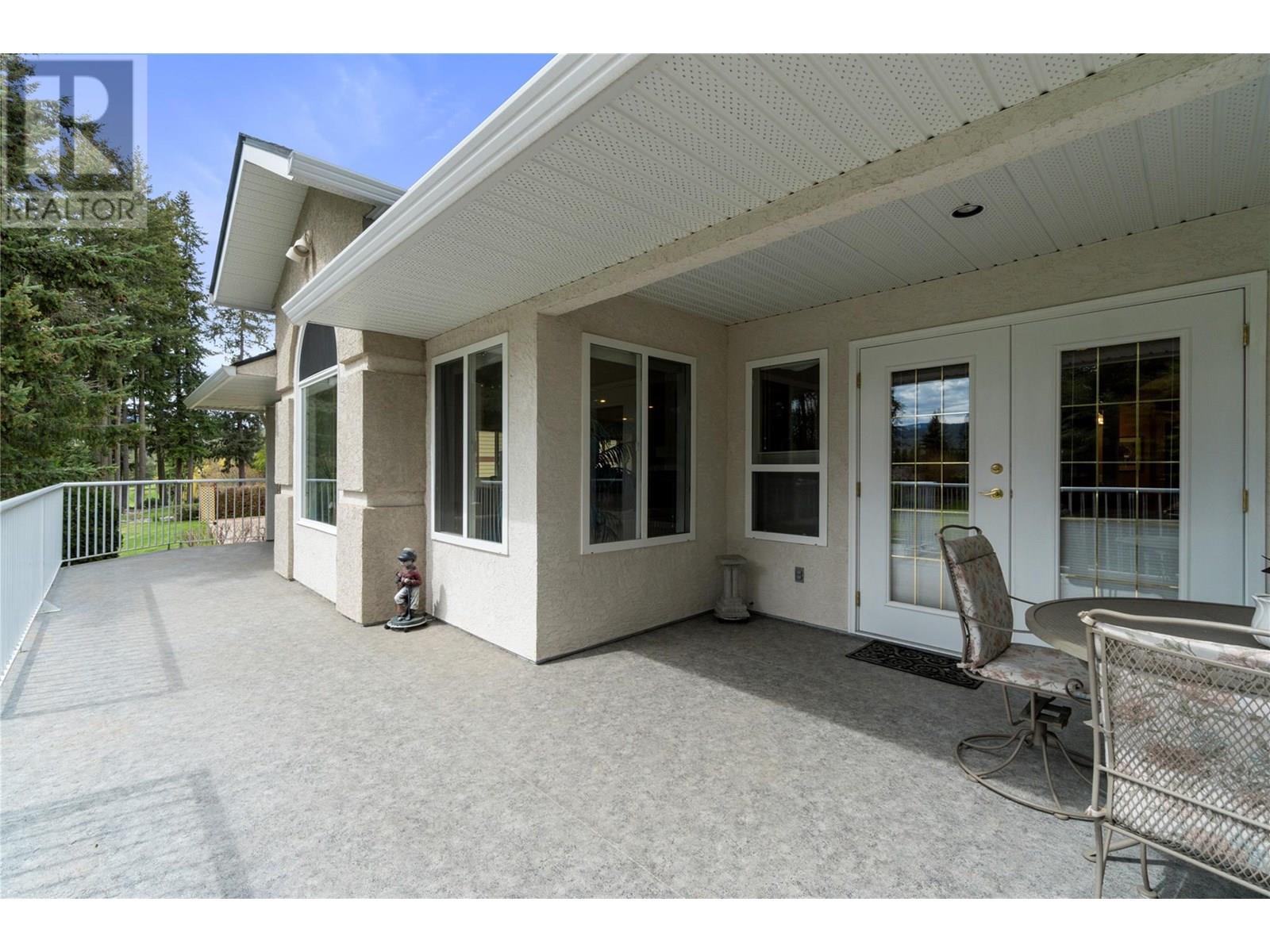 Photo 56 of 2602 Golf Course Drive, Blind Bay BC