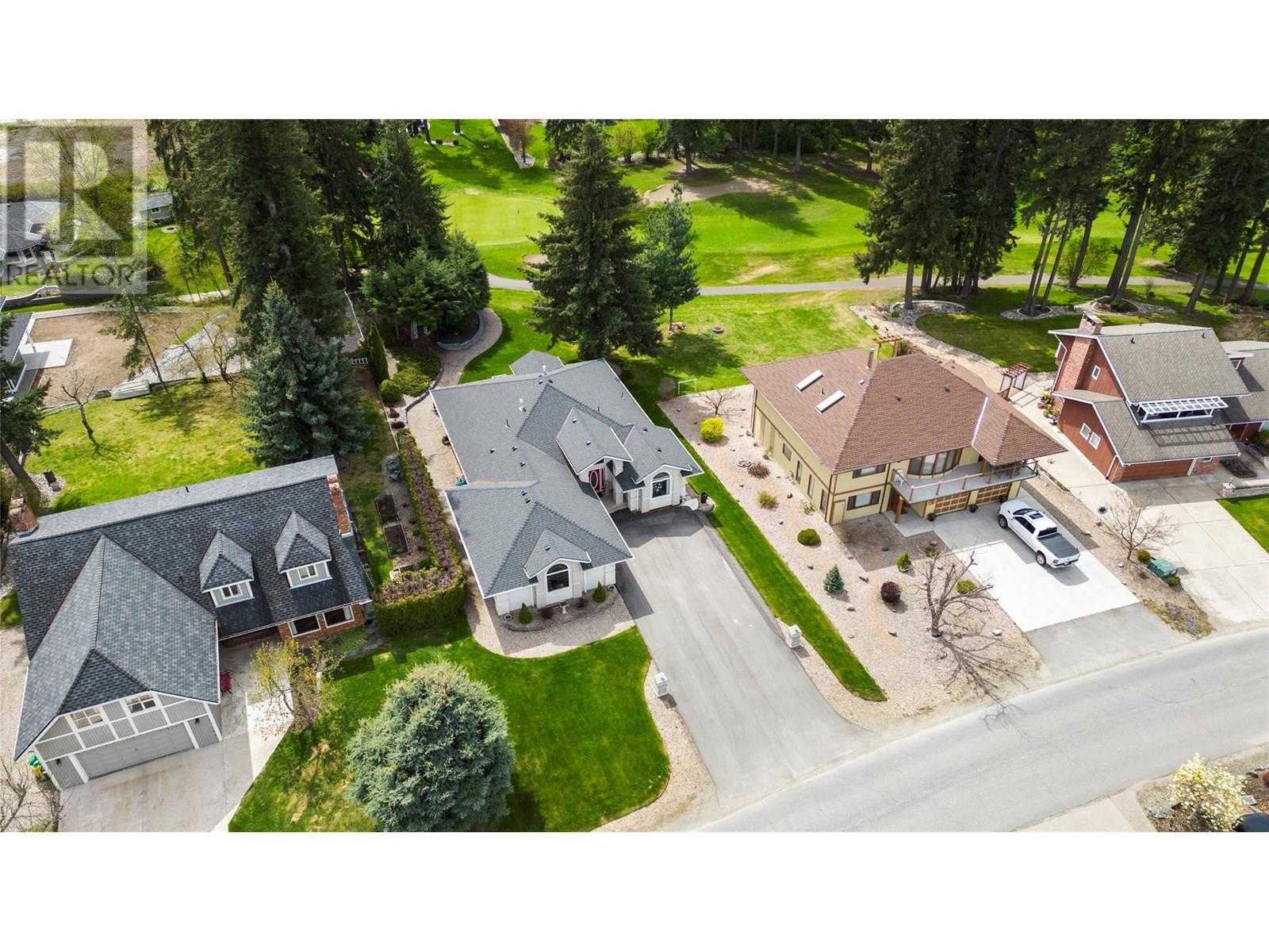 Photo 60 of 2602 Golf Course Drive, Blind Bay BC