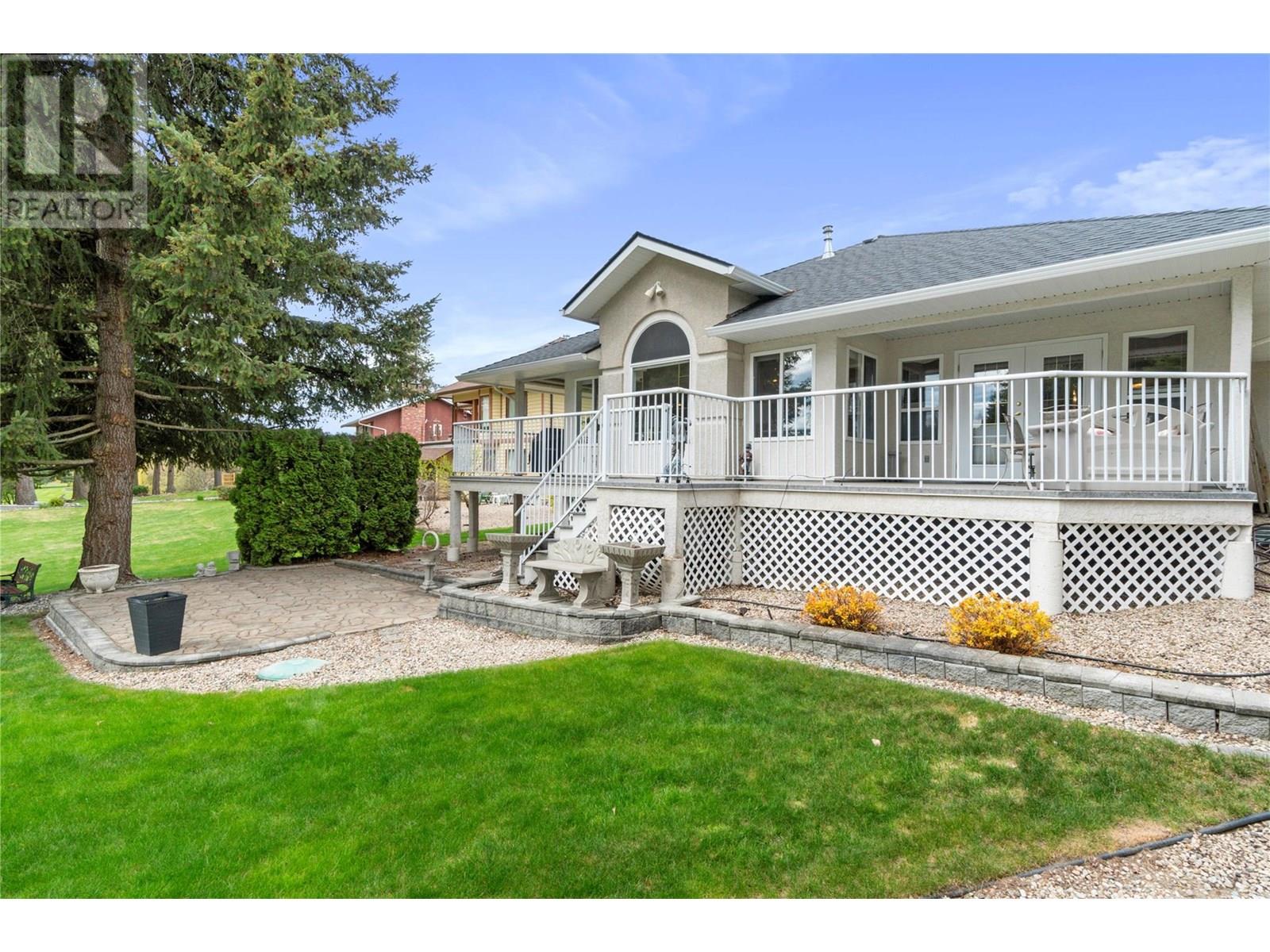 Photo 54 of 2602 Golf Course Drive, Blind Bay BC