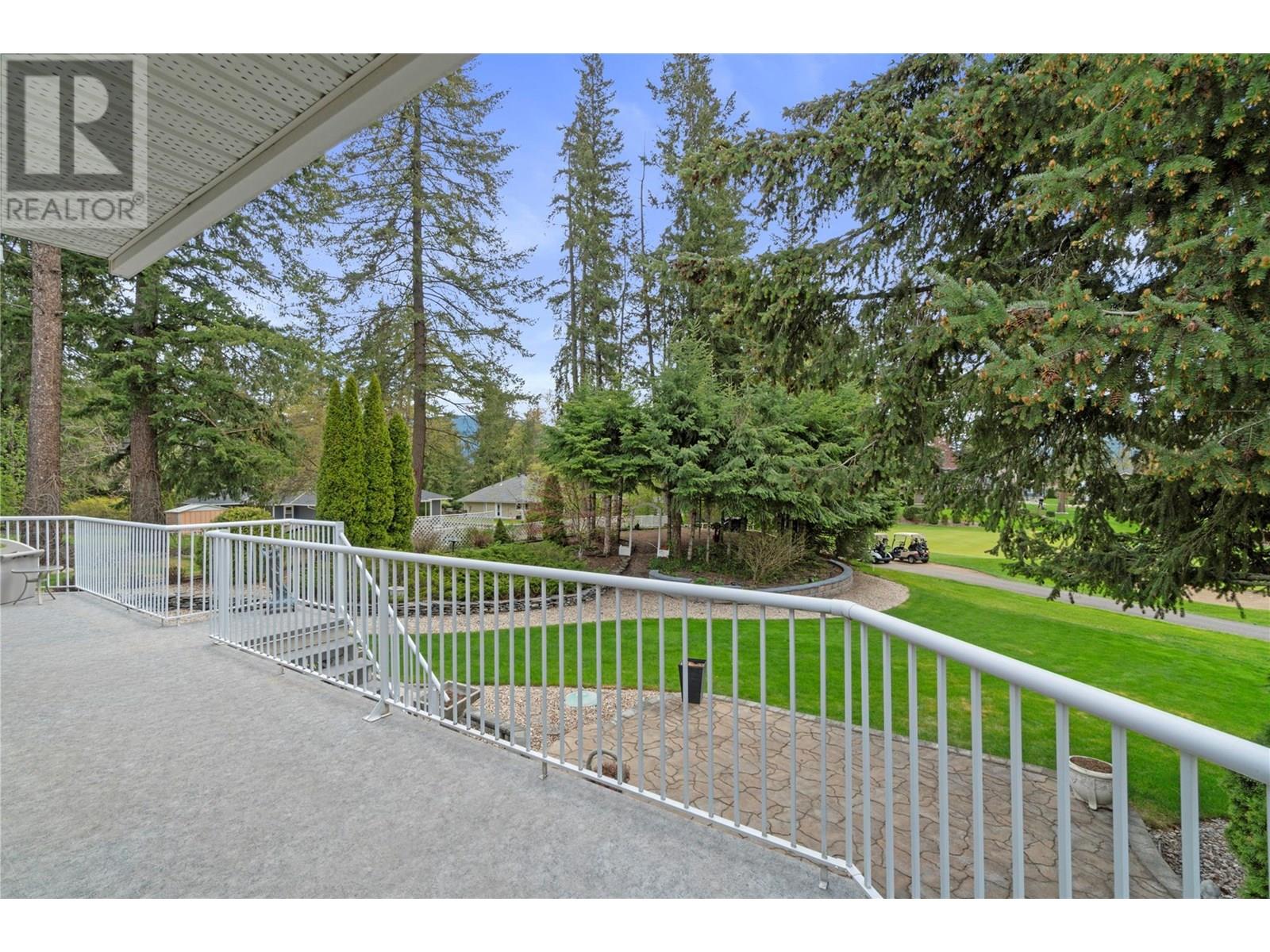 Photo 58 of 2602 Golf Course Drive, Blind Bay BC