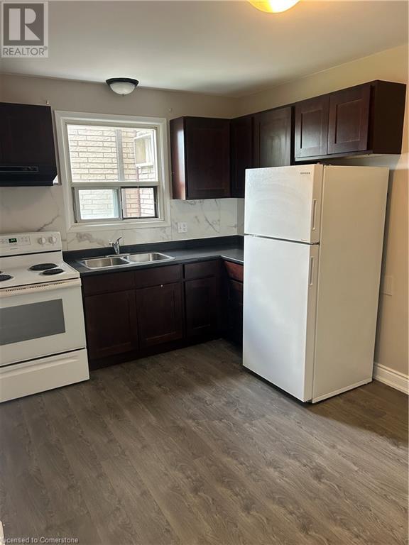 Photo 5 of 744 Lincoln Street Unit 8, Welland ON